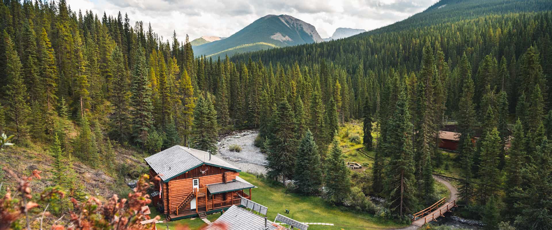 Sundance Lodge | Banff Cabin- Banff Trail Riders